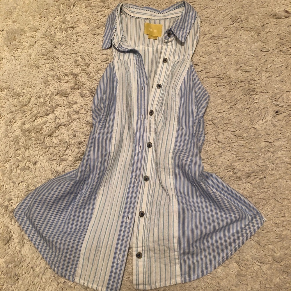 Office siren button up tank. Blue and white multi color work top